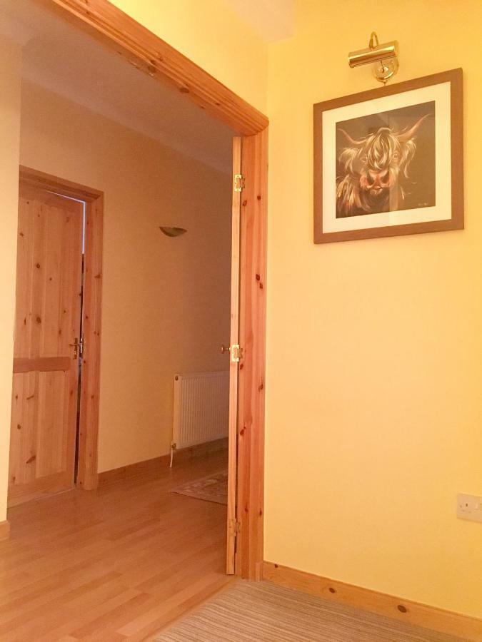 North Kessock White Cottage B&B מראה חיצוני תמונה